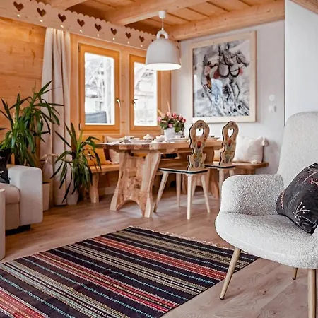 Osada Gasienica Centrum Σαλέ *