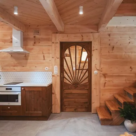 Osada Gasienica Centrum Σαλέ *