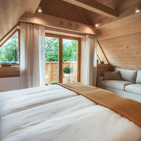 Osada Gasienica Centrum *